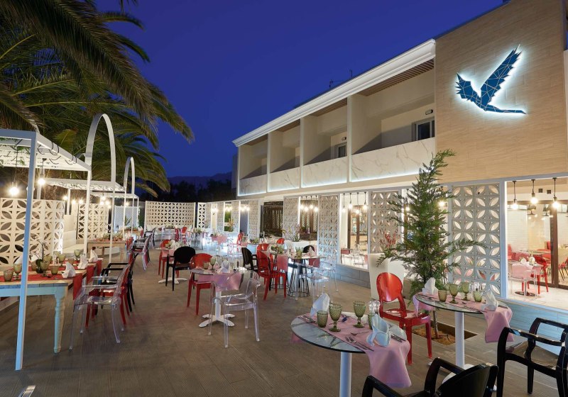 Ausstattung & Service