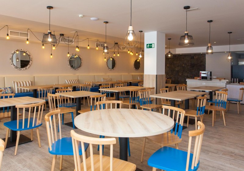 Ausstattung & Service