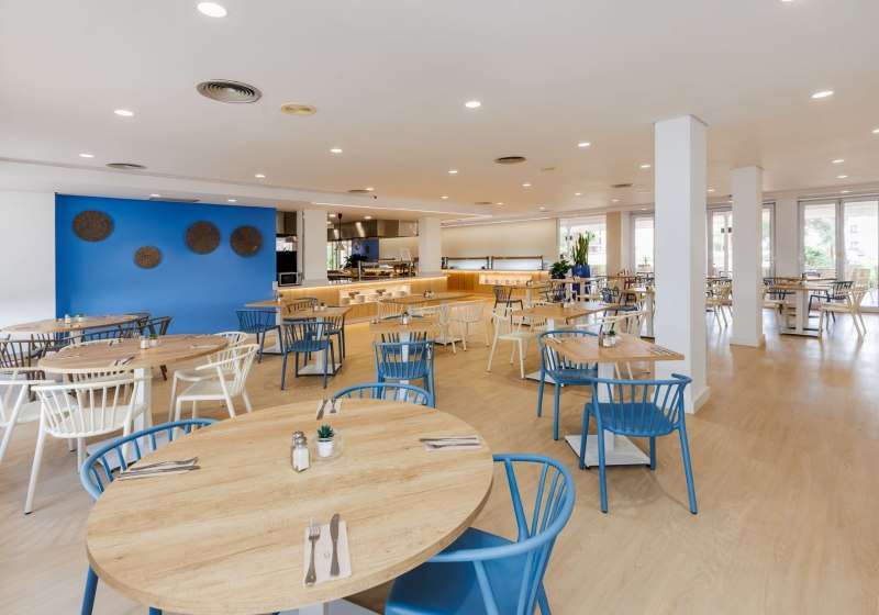 Ausstattung & Service