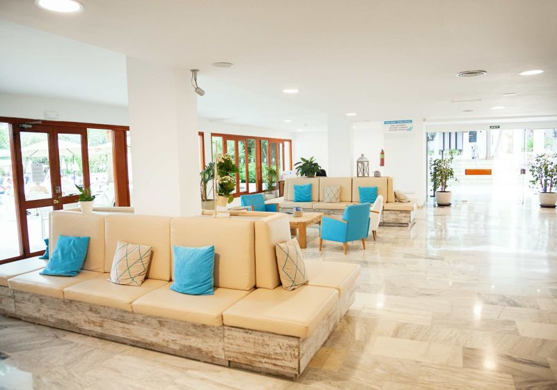 Ausstattung & Service