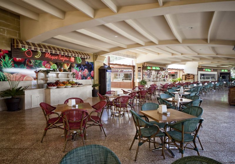 Ausstattung & Service