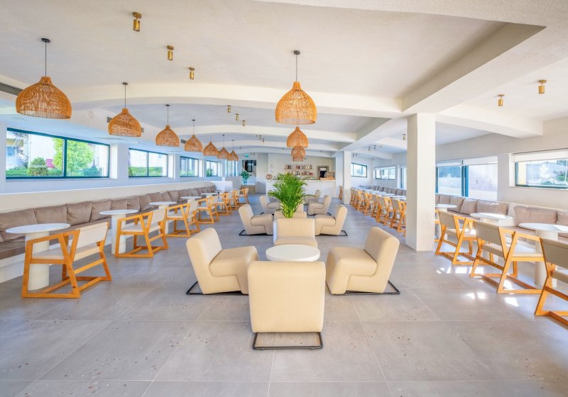 Ausstattung & Service