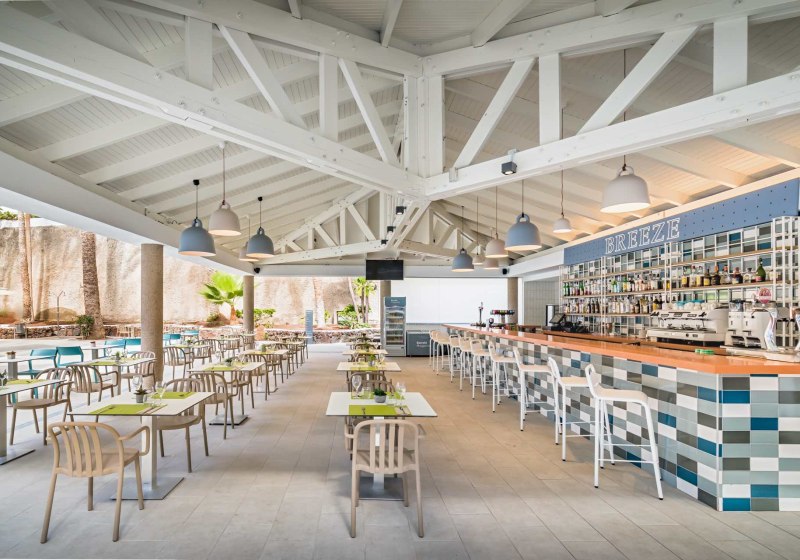 Ausstattung & Service