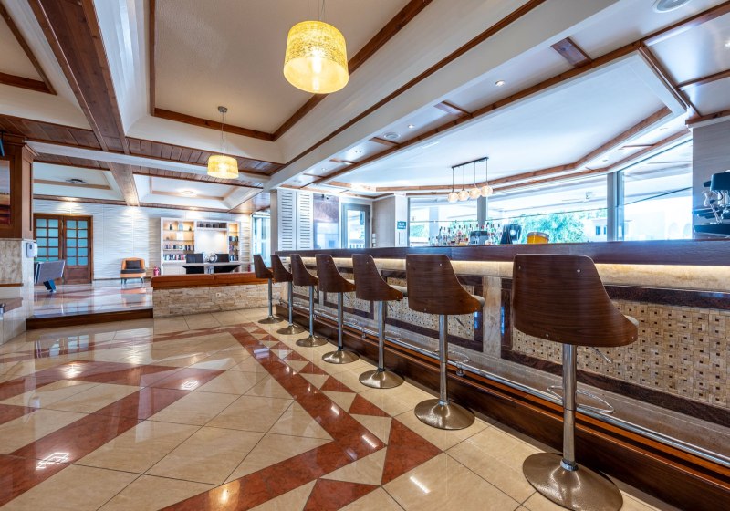 Ausstattung & Service