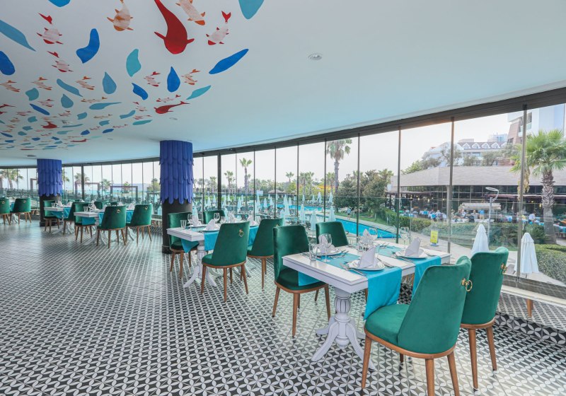 Ausstattung & Service