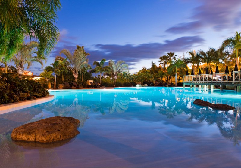 Ausstattung & Service