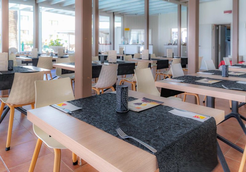 Ausstattung & Service