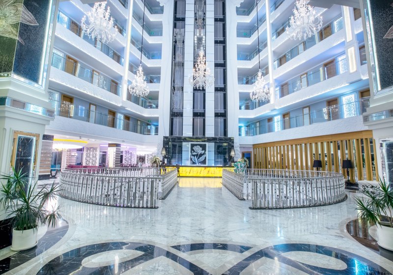 Ausstattung & Service