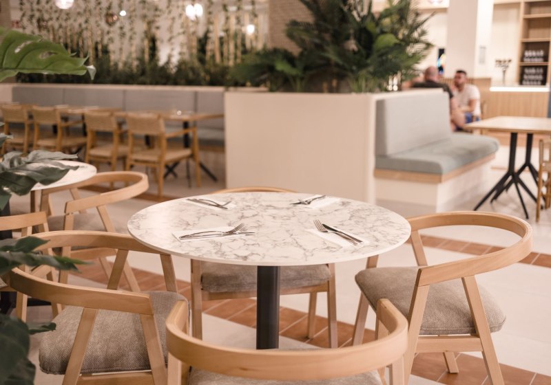 Ausstattung & Service