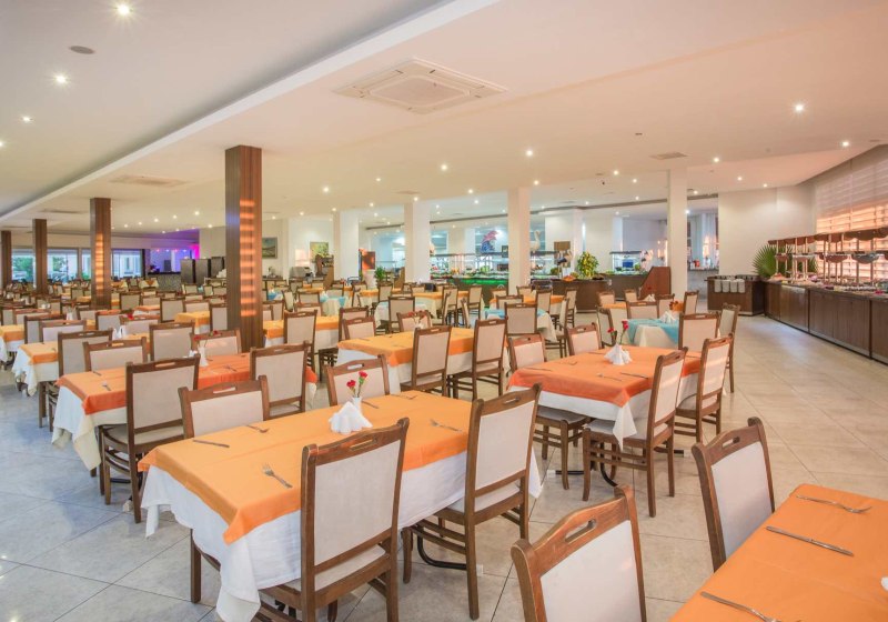 Ausstattung & Service