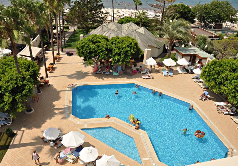 Ausstattung & Service