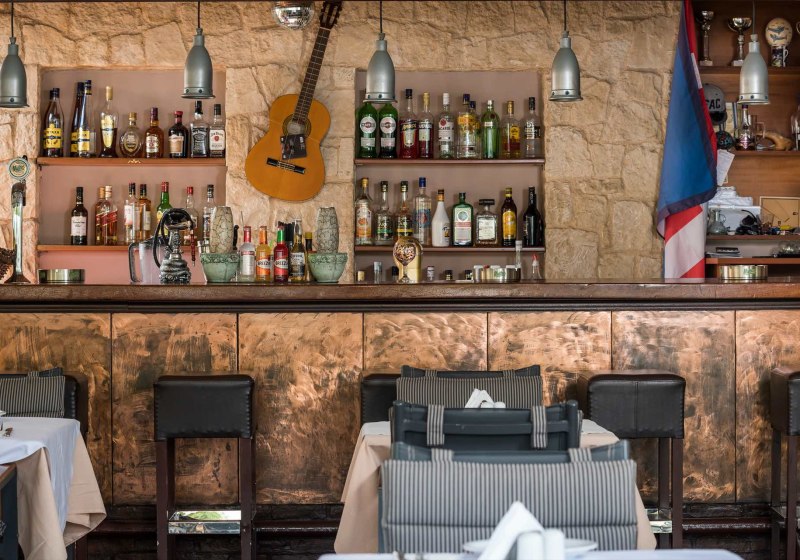 Ausstattung & Service