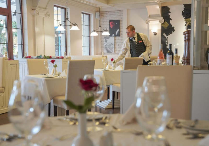 Ausstattung & Service