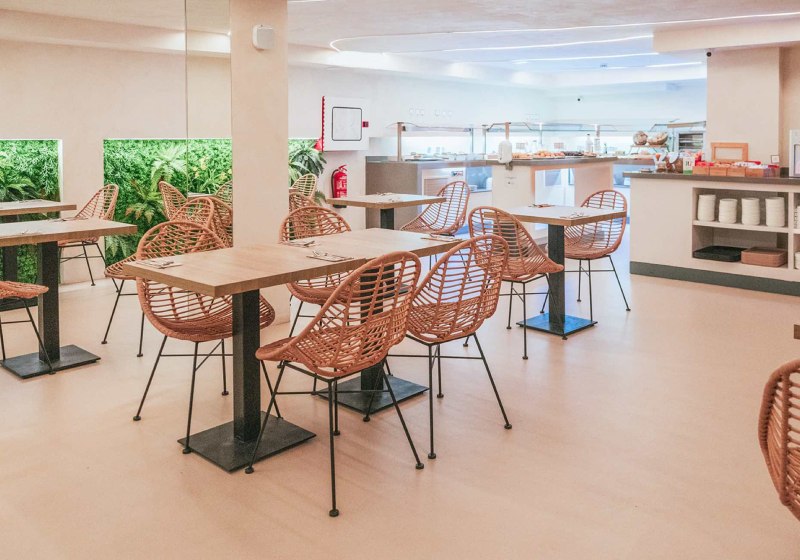 Ausstattung & Service