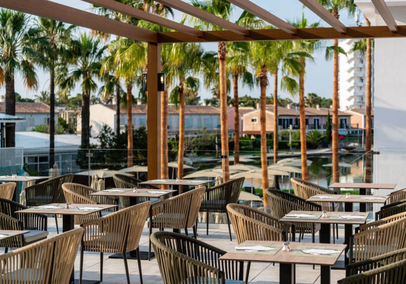 Ausstattung & Service