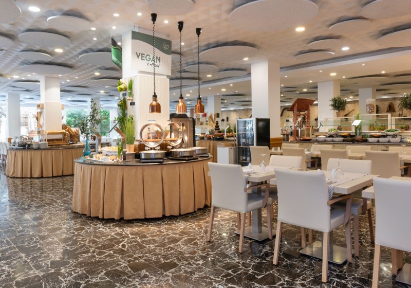 Ausstattung & Service