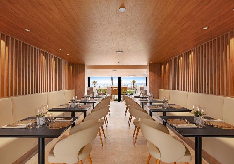 Ausstattung & Service