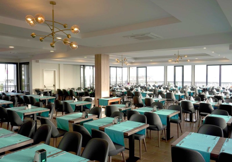 Ausstattung & Service