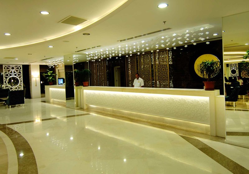 Ausstattung & Service