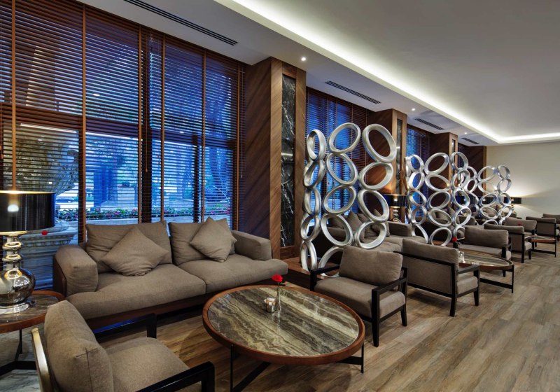 Ausstattung & Service