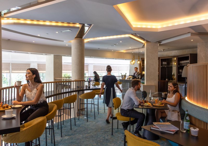 Ausstattung & Service