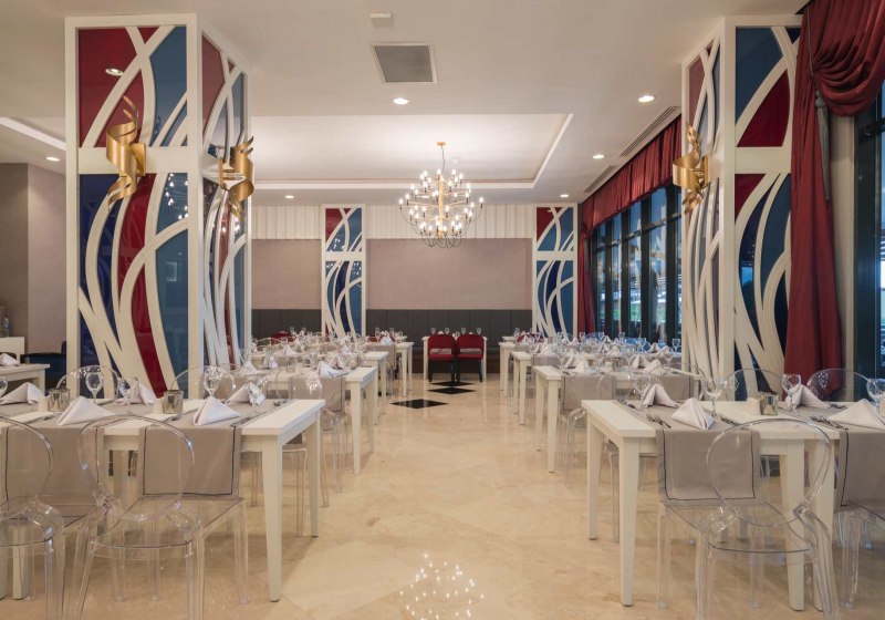 Ausstattung & Service