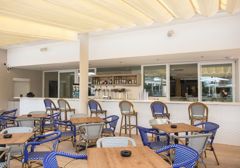 Ausstattung & Service