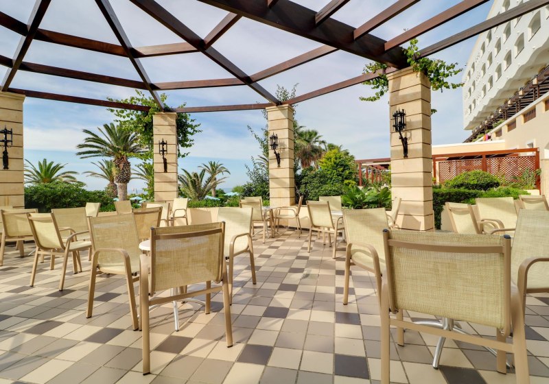 Ausstattung & Service