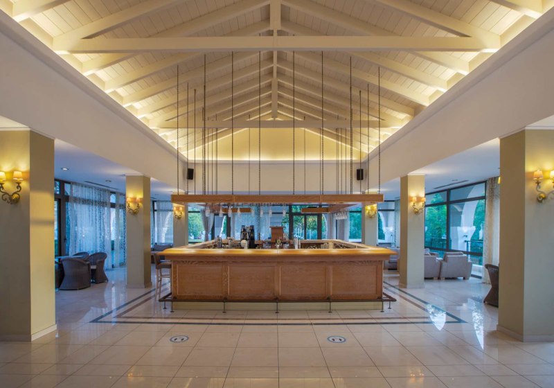 Ausstattung & Service