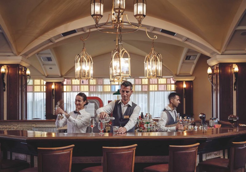 Ausstattung & Service