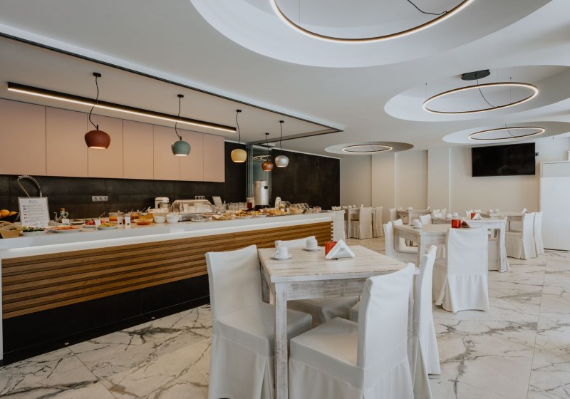 Ausstattung & Service