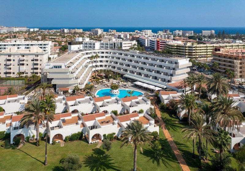 Sol Barbacan Aparthotel