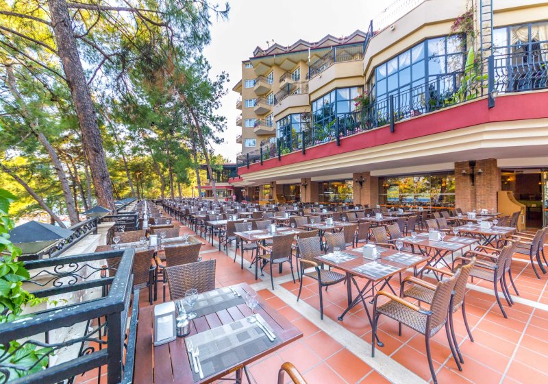 Ausstattung & Service