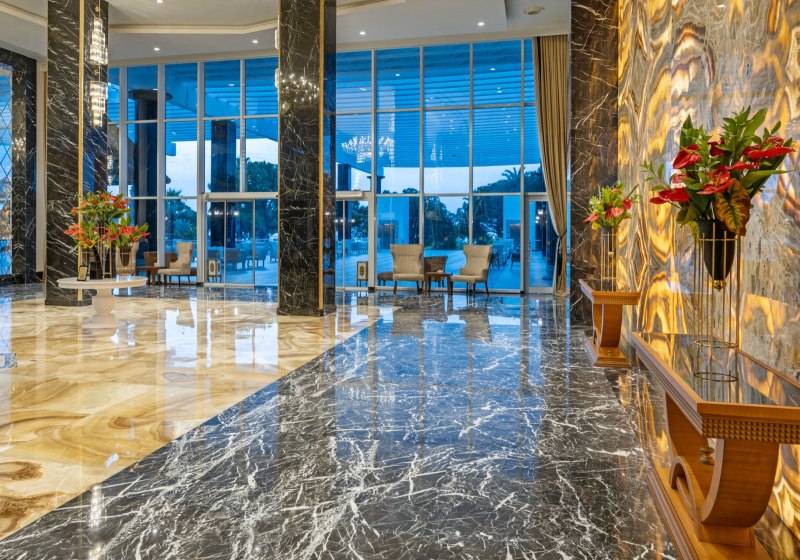 Ausstattung & Service