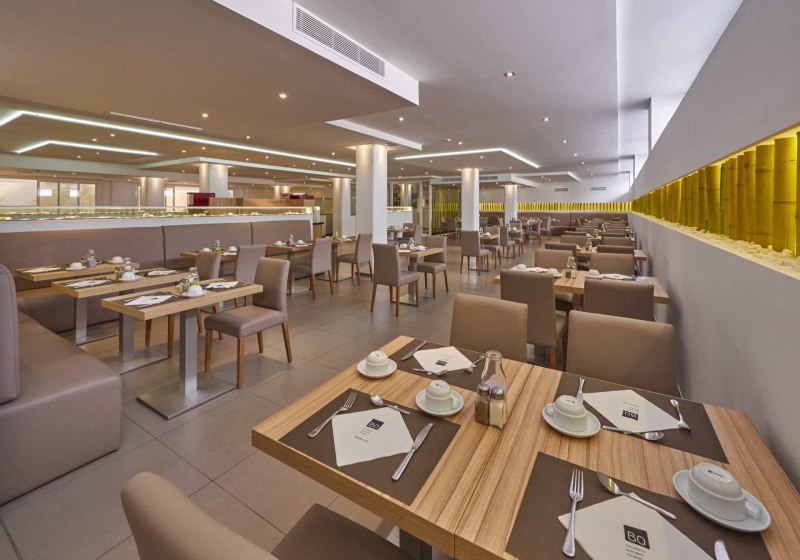 Ausstattung & Service