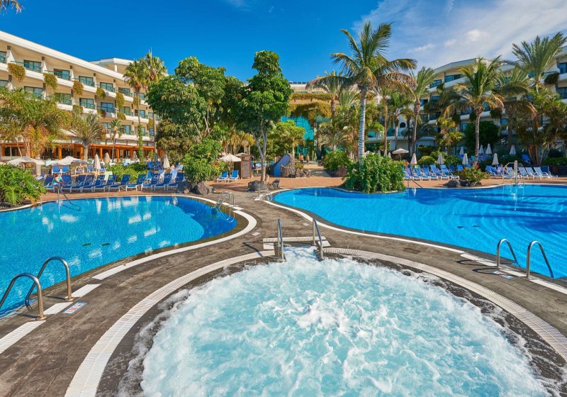 Ausstattung & Service