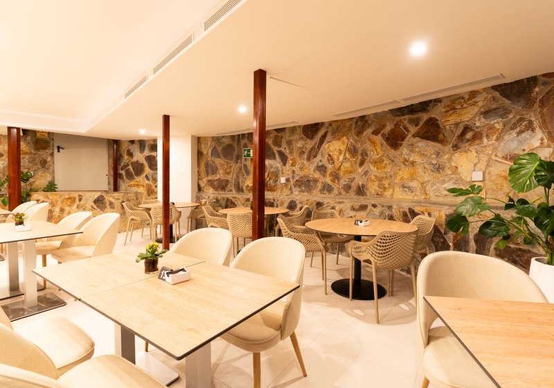 Ausstattung & Service