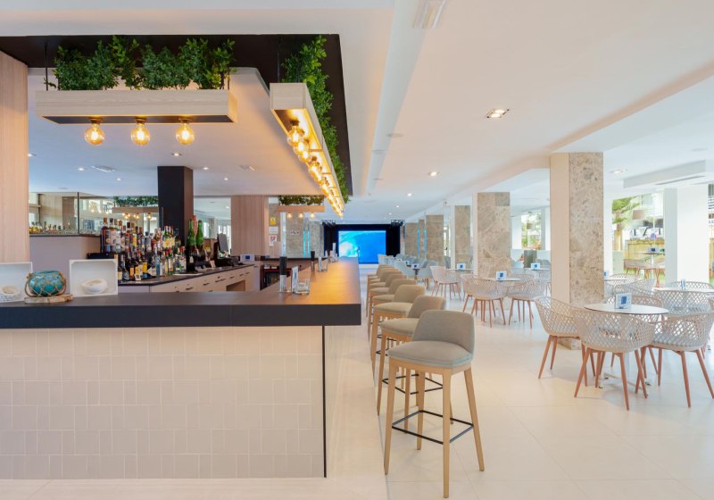 Ausstattung & Service