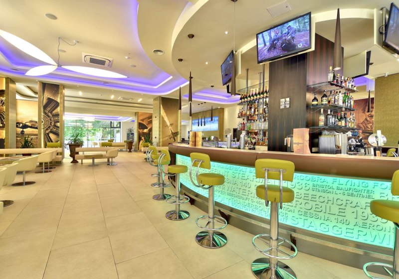 Ausstattung & Service