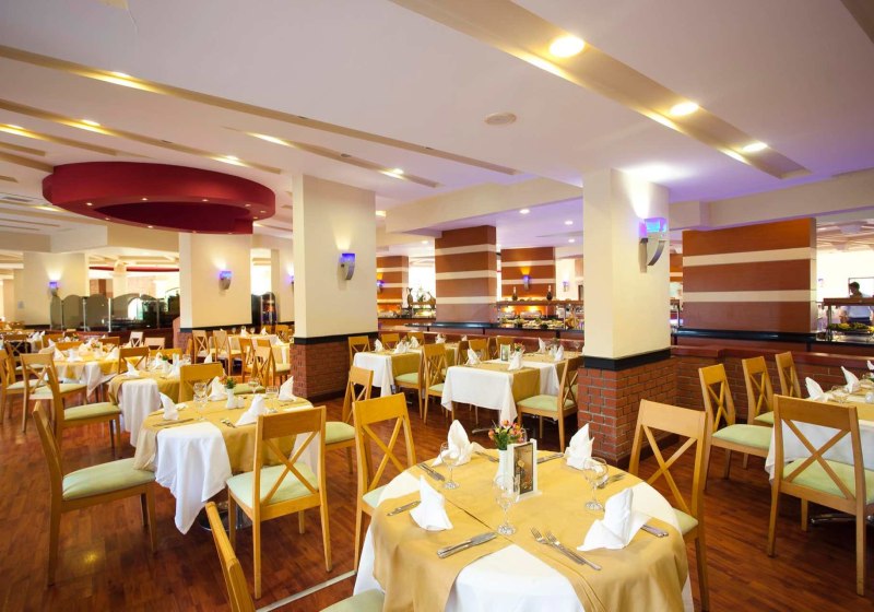 Ausstattung & Service