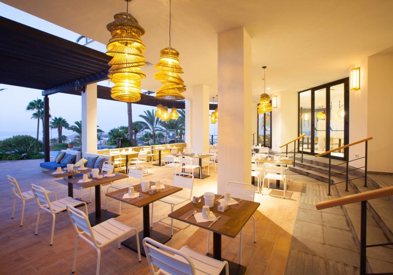 Ausstattung & Service