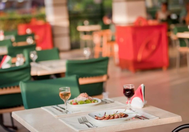 DIT Evrika Beach Club Hotel