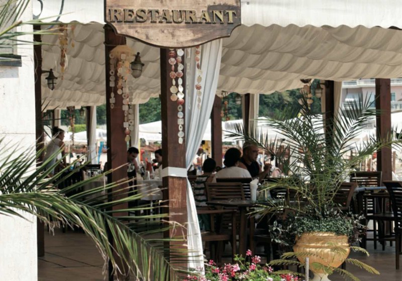 Ausstattung & Service