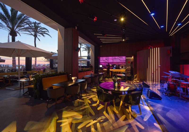 Ausstattung & Service