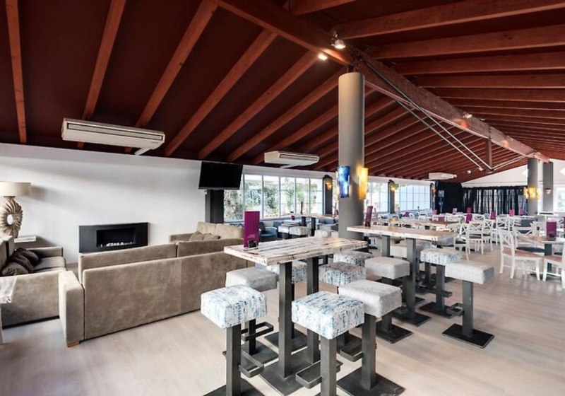 Ausstattung & Service