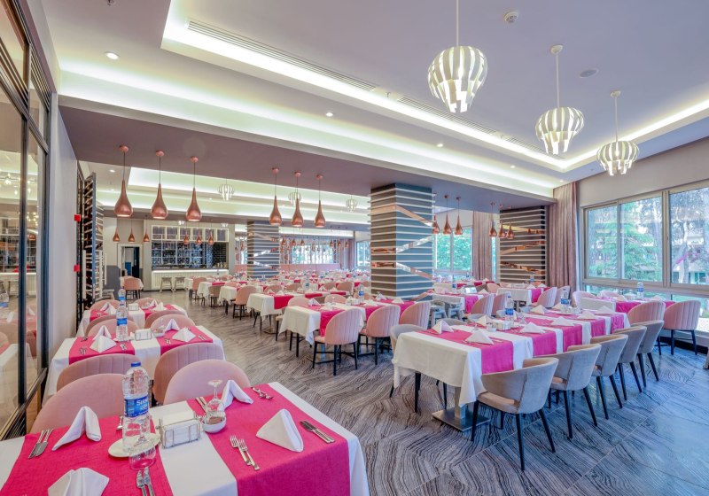 Ausstattung & Service