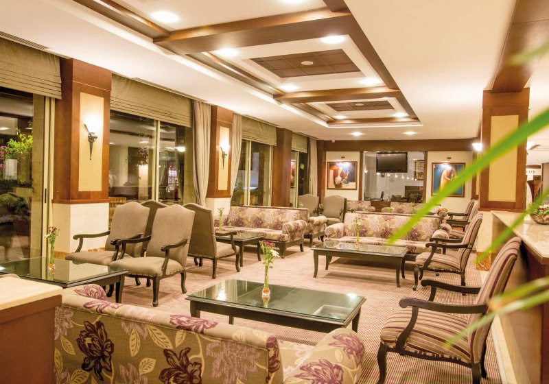 Ausstattung & Service