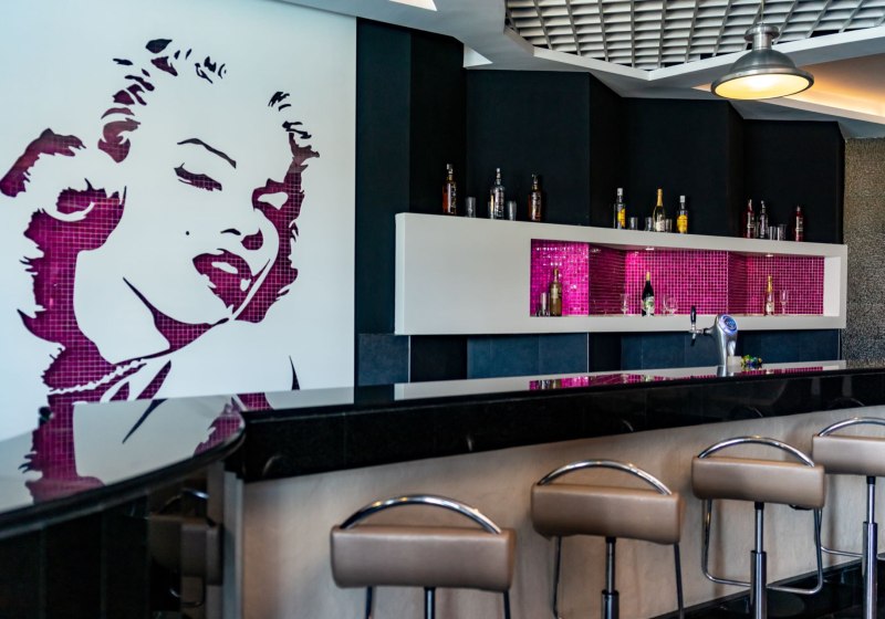 Ausstattung & Service