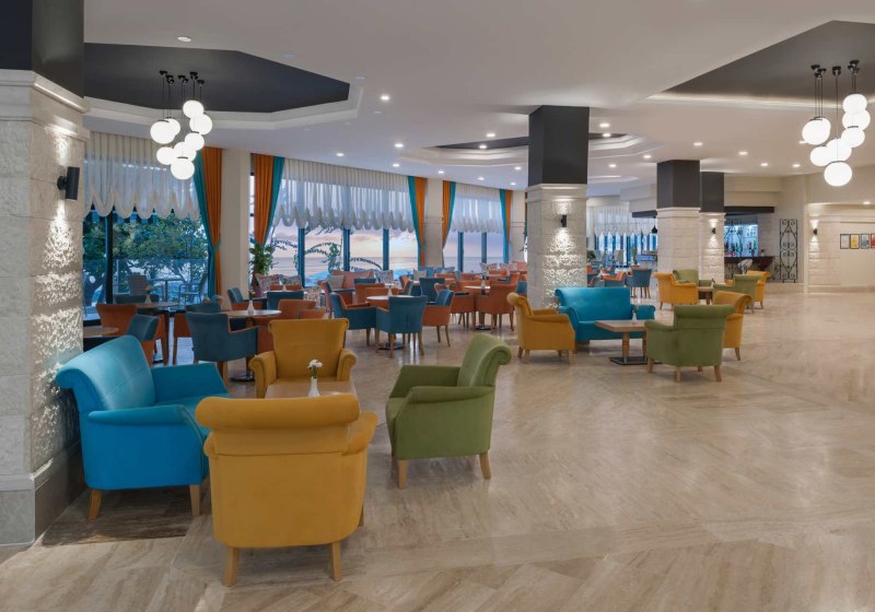 Ausstattung & Service