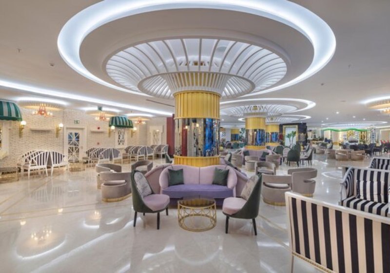 Ausstattung & Service